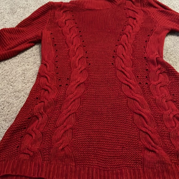 Mango red sweater dress. Perfect for Christmas - Picture 5 of 6